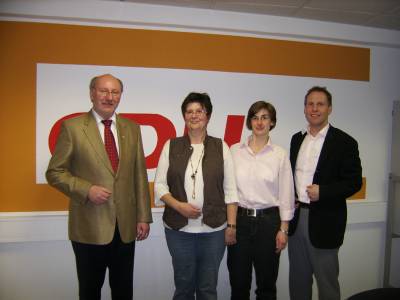 Manfred Burs, Helen Kramer, Petra Gehrke, Dirk Schröter (v.l.) - Rhetorikseminar der CDU / KPV Kreisverband Soest am 3. April 2009